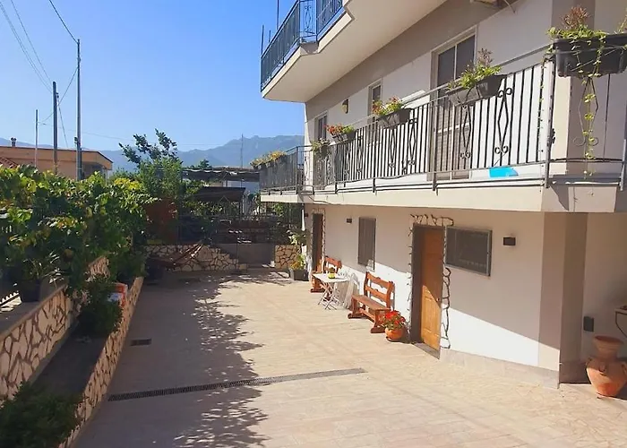 Lägenhet E S S E N T I A L